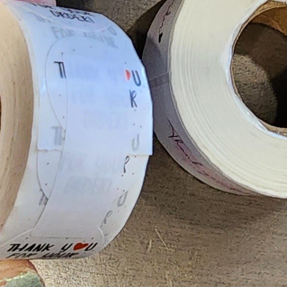 NEW Pink Thank You Sticker Roll - Picture 4 of 4